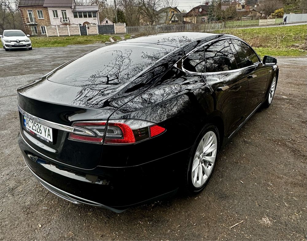 Tesla Model S, 2014, 75Kw