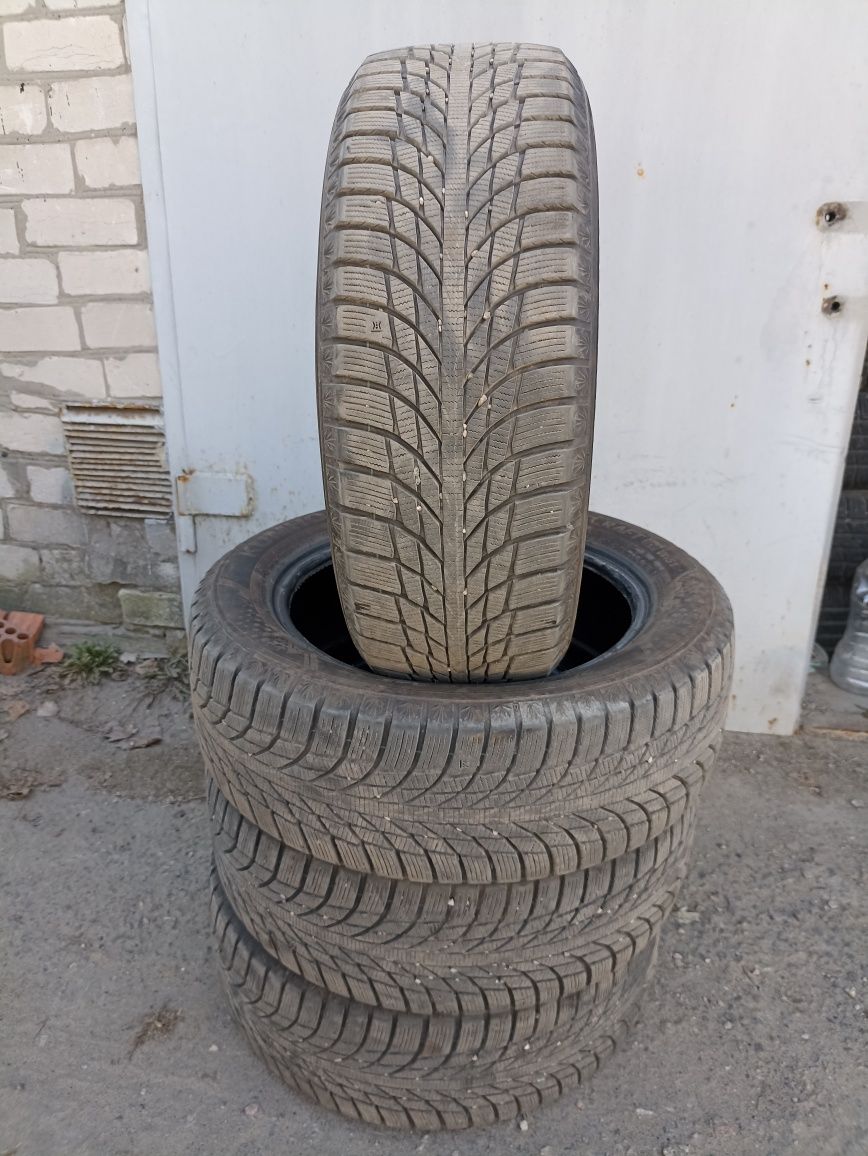 Kumho WinterCraft Wi51 зимняя резина 205/55 R16 94T XL