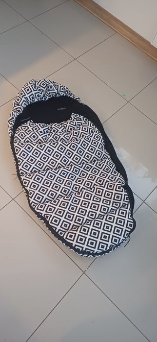 Śpiworek do wózka sanek gondoli spacerówki