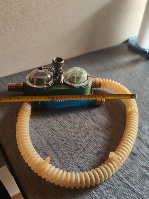 Fole Oxford Bellows (1953).
Desenvolvido pelos departamentos de aneste