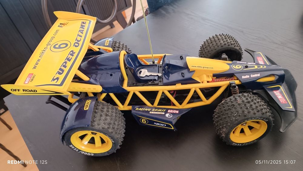Carro Rádio Controlado Nikko – Super Octane sem comando/para recuperar