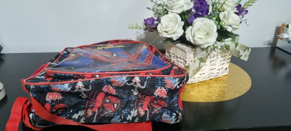 Mochila escolar Marvel