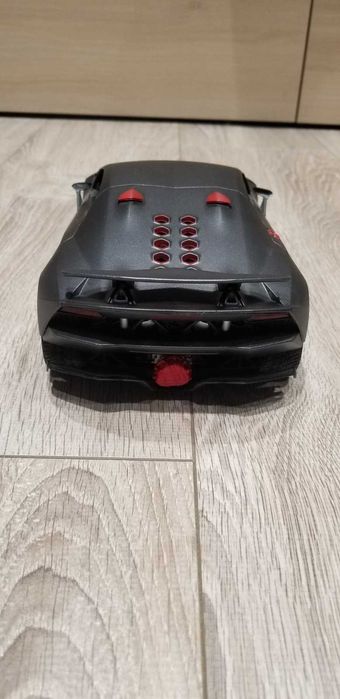 Lamborghini Sesto Elemento 1:14 Rastar На радиоуправлении