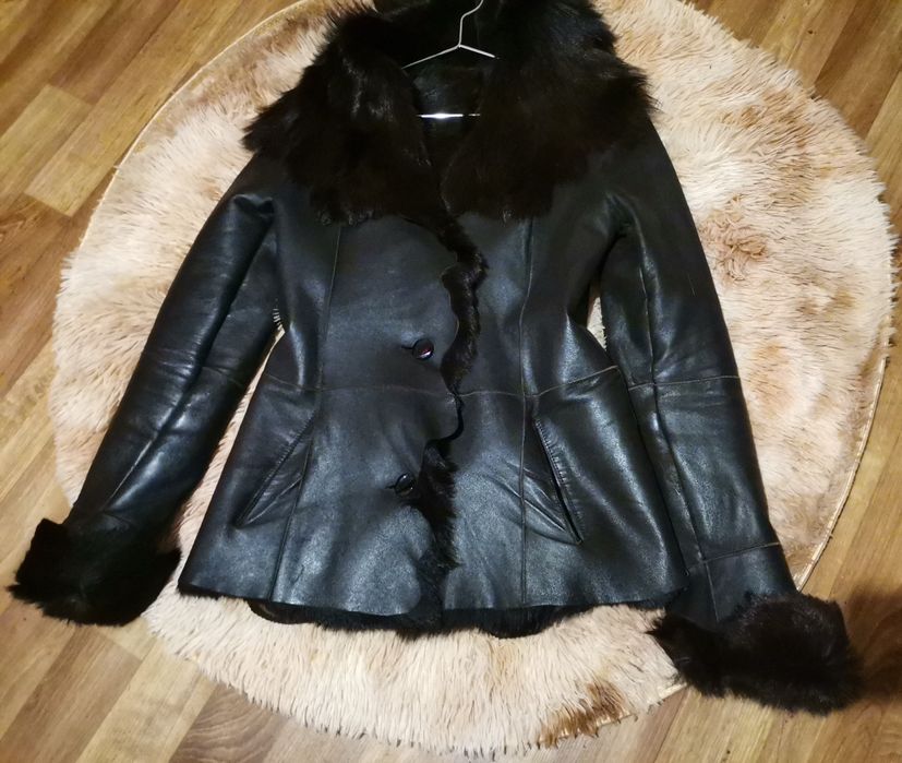 Женская дубленка
