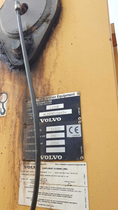 Volvo L220E - Ładowarka kołowa