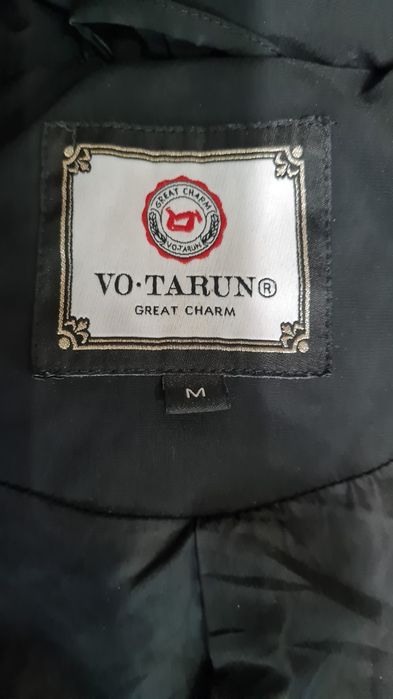 Жіночий пуховик VO-TARUN, розмір М
розмір 2 46):