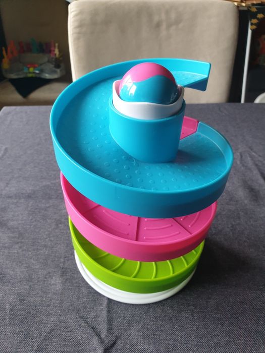 Wooble Run Fat Brain Toys