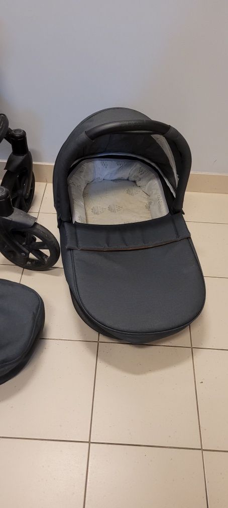 Wózek 2 w 1 Jedo  Koda +nosidełko marki cybex