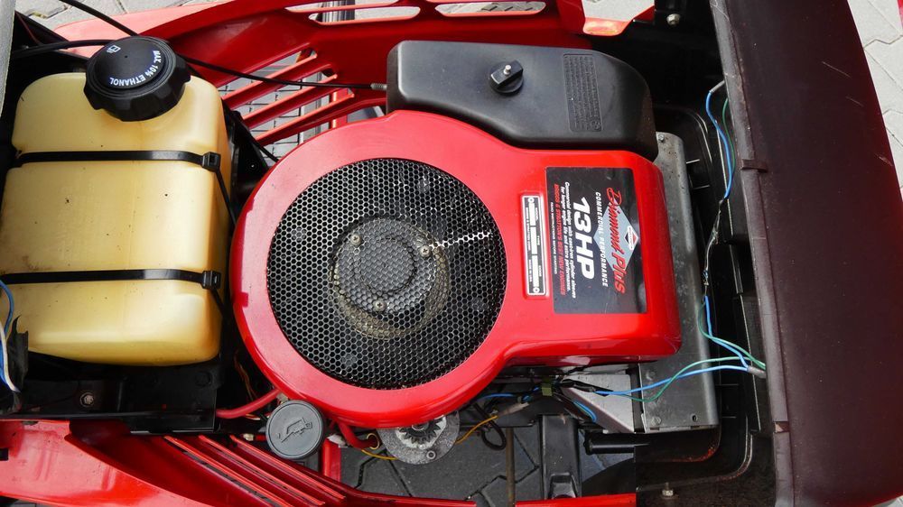 Traktorek kosiarka MTD Briggs&Stratton (040901.5) - Baras