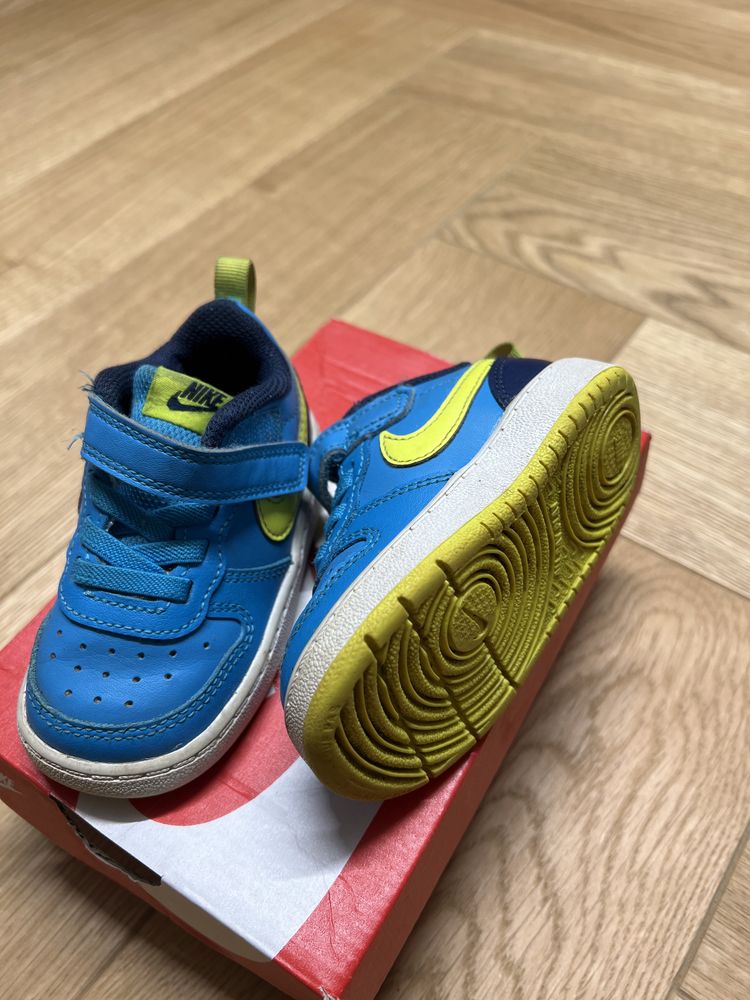 Obuwie dziecięce chłopiec  NIKE rozm. 21  court borough low 2