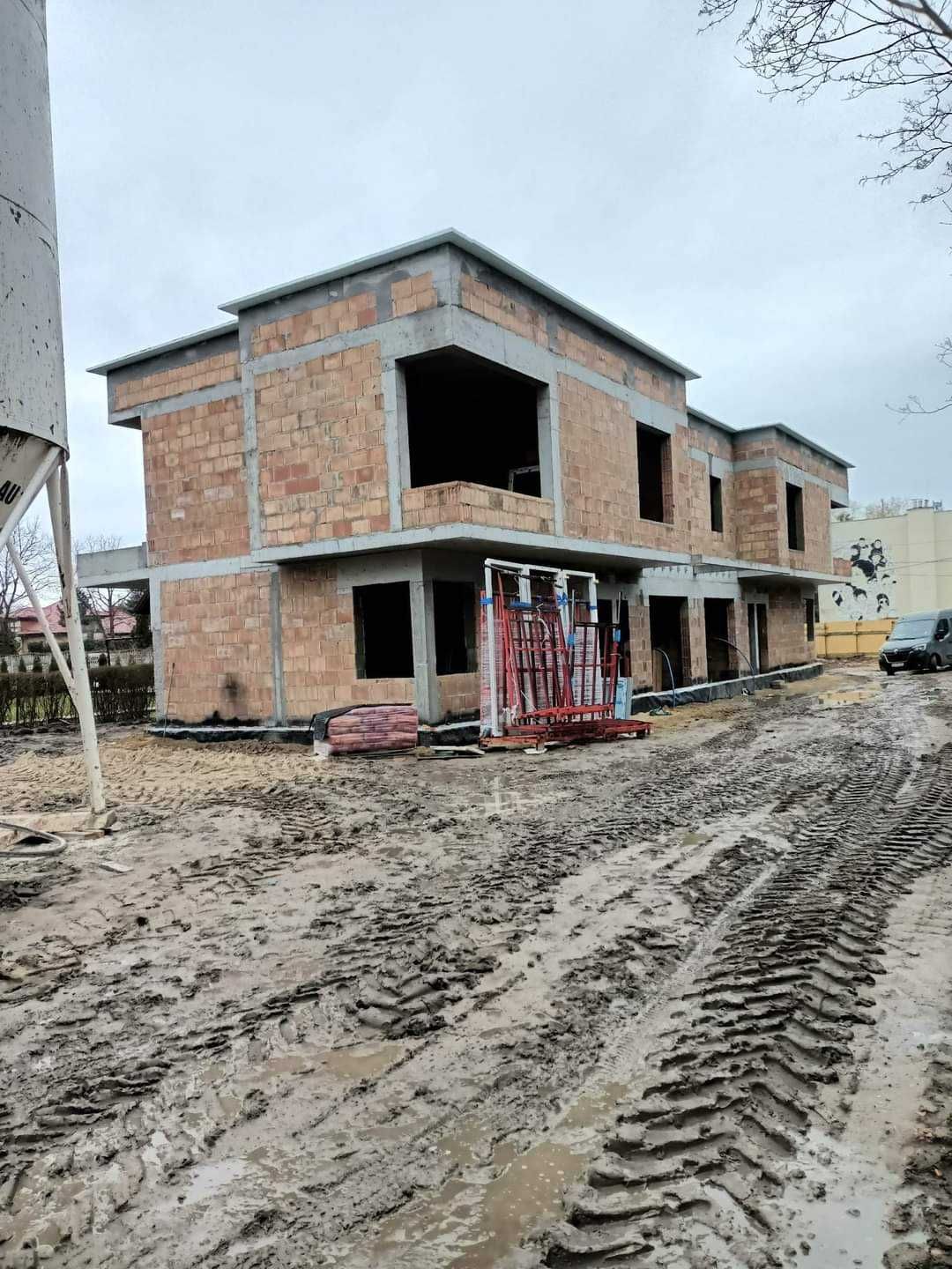 Budowa domów osiedli usługowe stany surowe hale biurowce przemysłowe