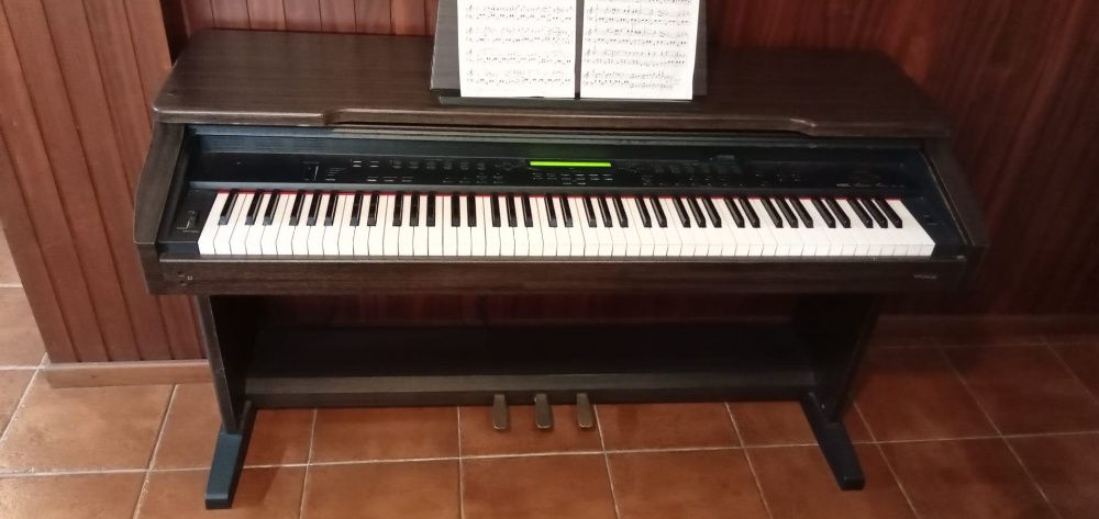 Piano digital KEC KDP-930 Hyundai