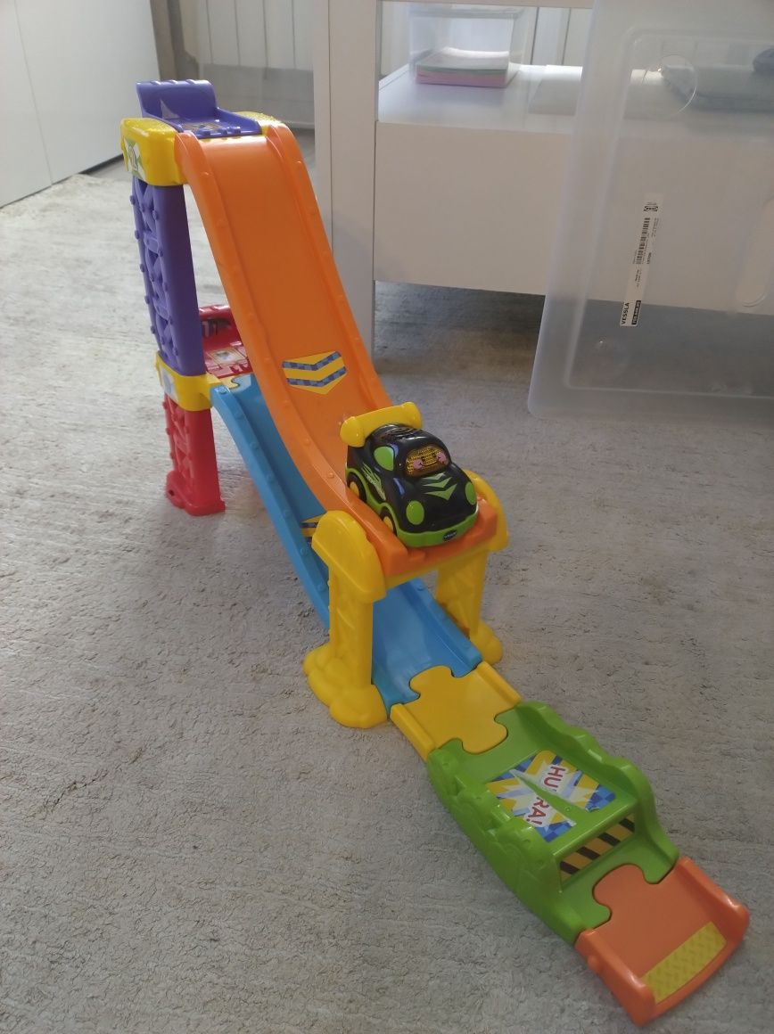 Zjeżdżalnia samochodowa Vtech