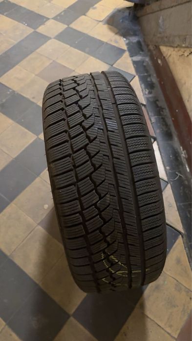 Opony R17 225/45 Zeetex