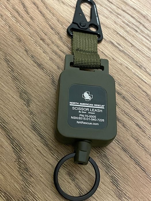 Тактичний ретрактор для медицинских ножниц 60 см. Новый