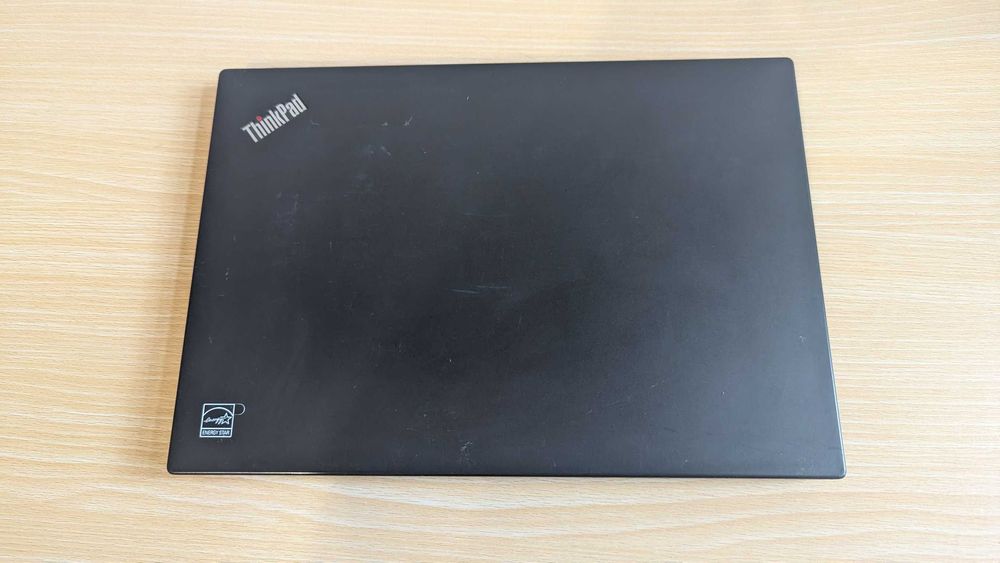 Маленький Lenovo ThinkPad X390 І5 8365u\16gb\256gb NVMe\41400 mWH 13%