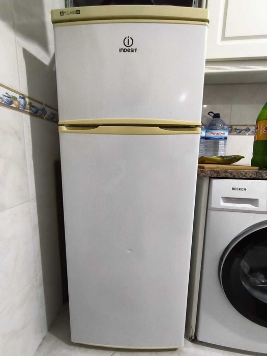 Frigorífico Indesit