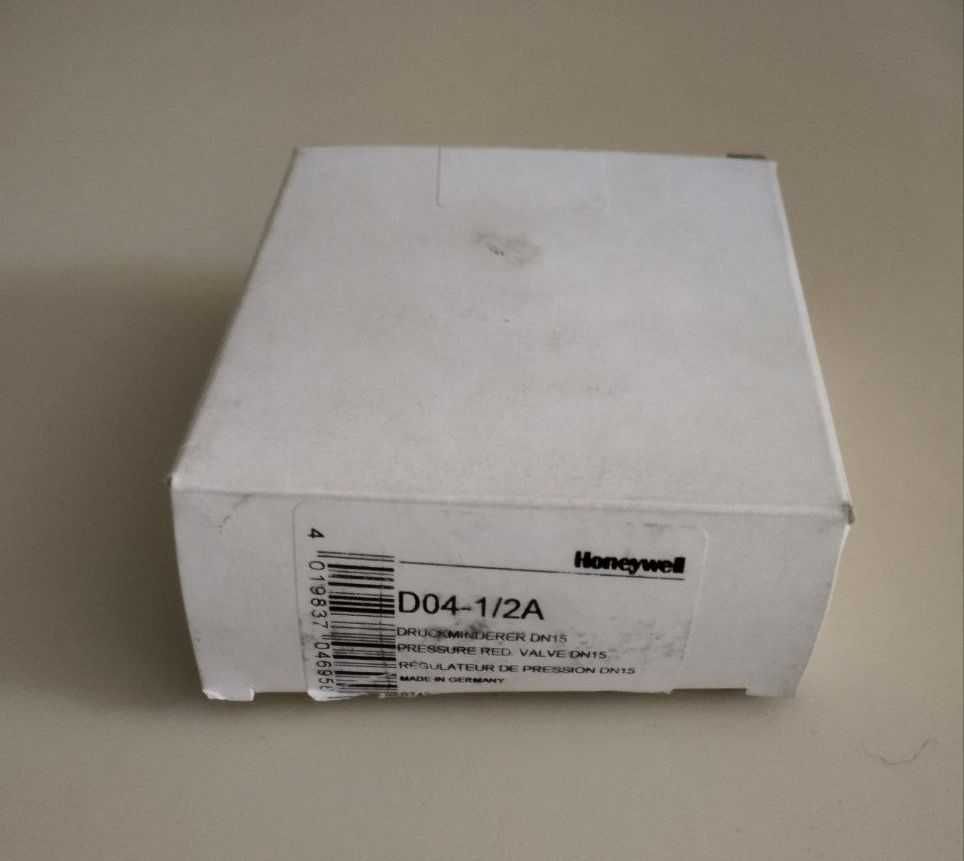 Редуктор тиску води Honeywell (Resideo) D04-1/2A