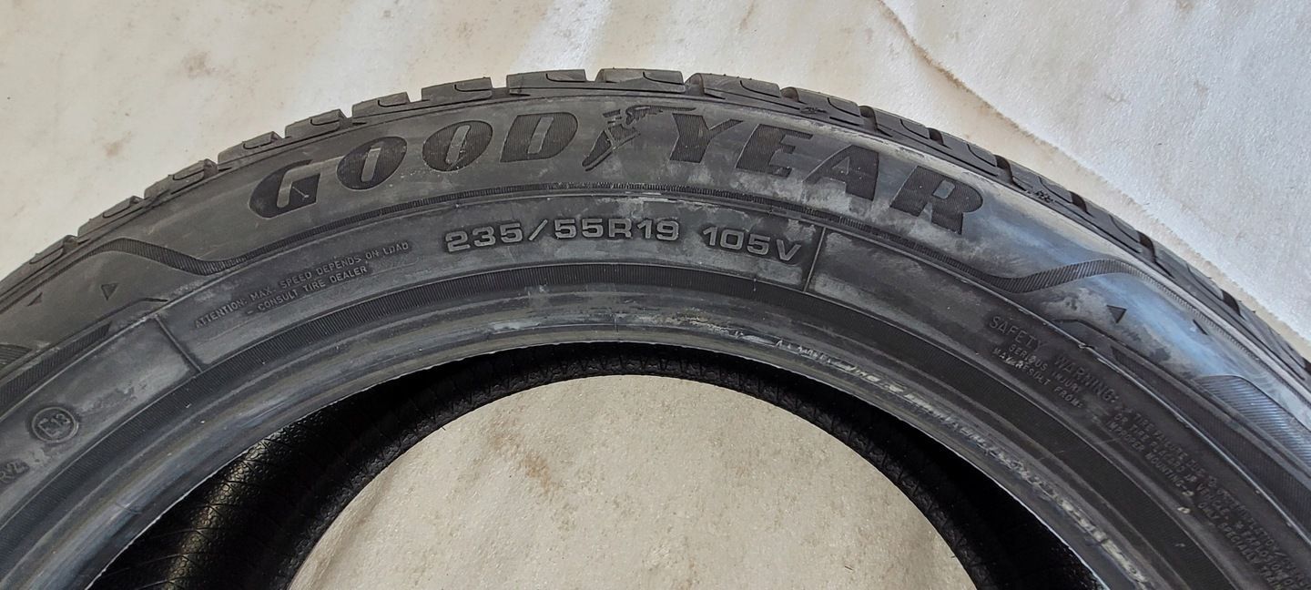 2X OPONA GOODYEAR ULTRAGRIP PERFORMANCE  SUV MS 235 55 R19 105V XL 2023