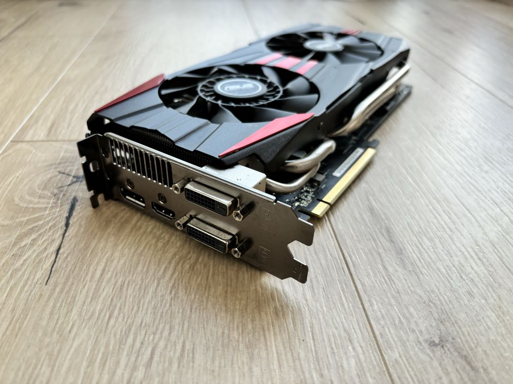 Grafika Radeon R9 290 4GB