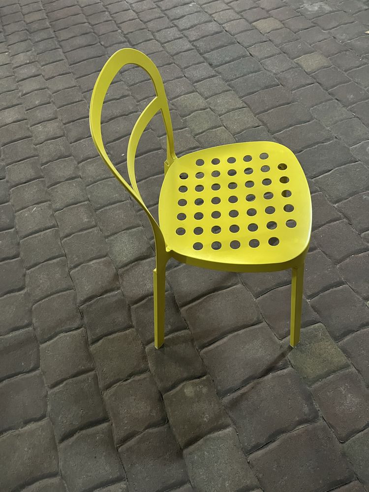 IKEA REIDAR 4 Krzesła do kuchni jadalni ŻÓŁTE