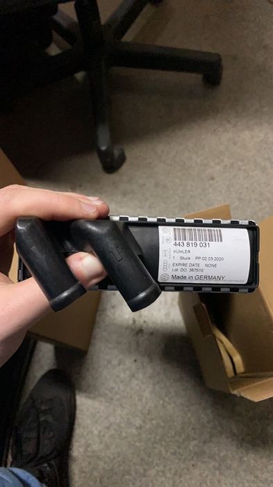 443819031 Радиатор печки (отопителя) vag новый AUDI 100, 200, A6, V8