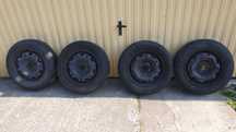 Koła, felgi z oponami Kormoran 165/70r14