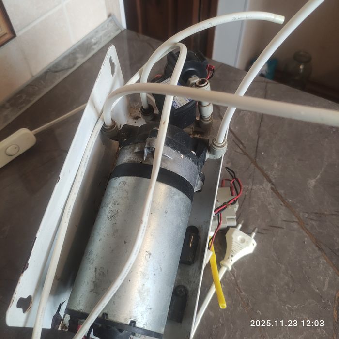 Насос від водоочисника