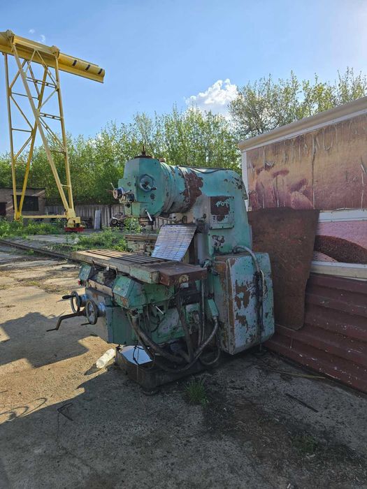 станок фрезерный модель сф40