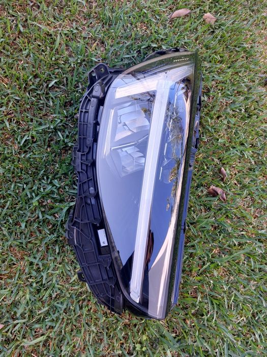 Farol volvo xc40 led 2023