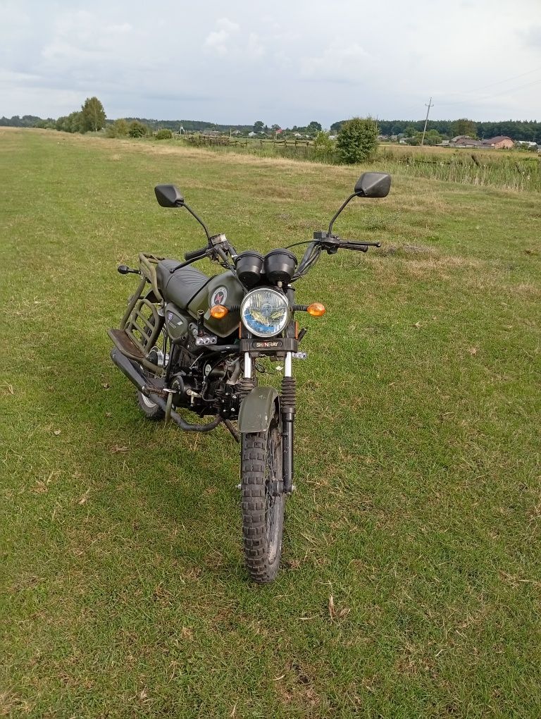 Продам срочно  Shineray colt 125