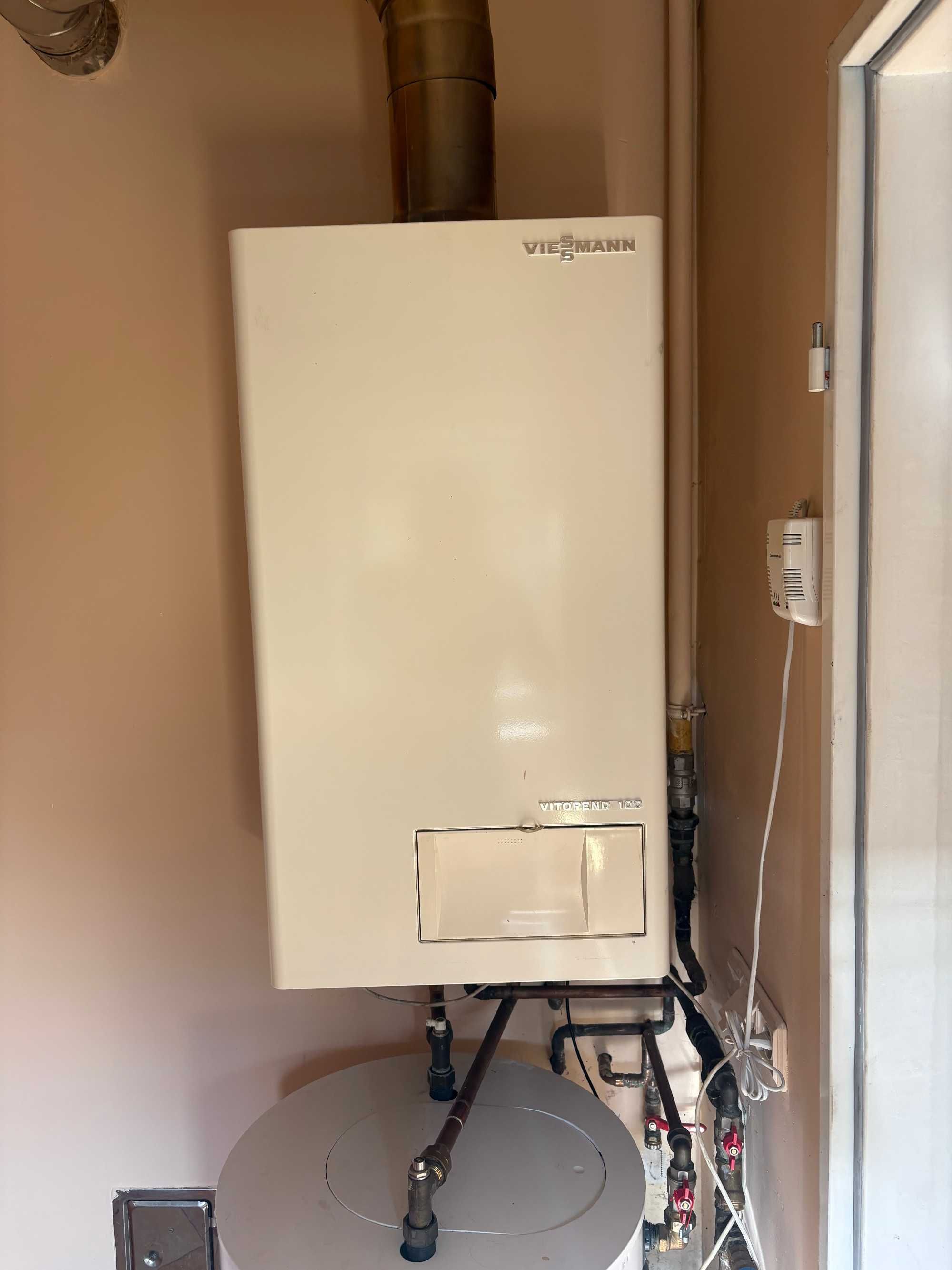Piec Viessmann Vitopend 100,  sprawny