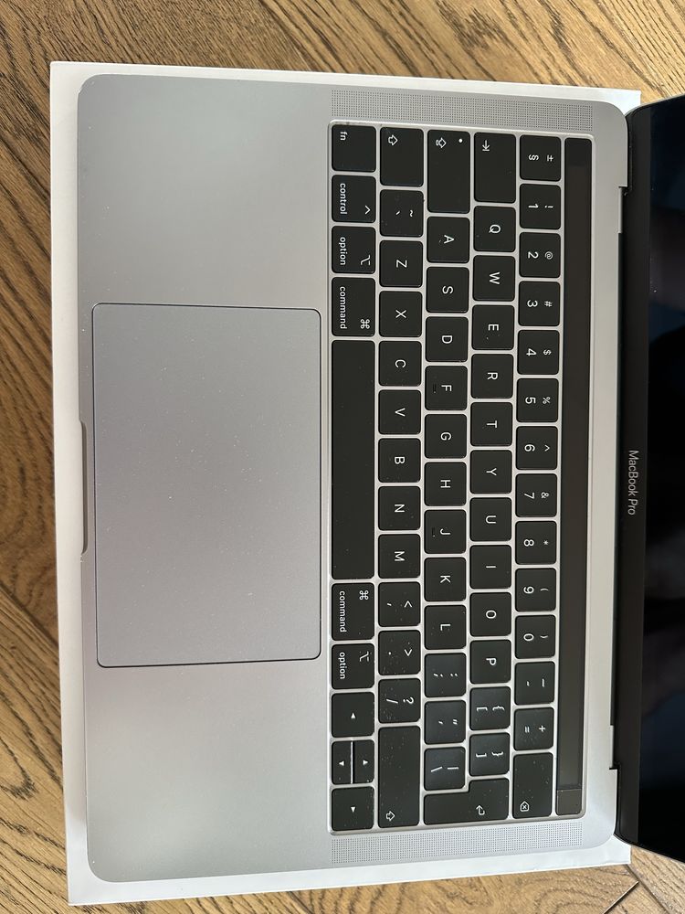 Macbook Pro 13” 512 GB Core i5 2.3 GHz 8 Gb