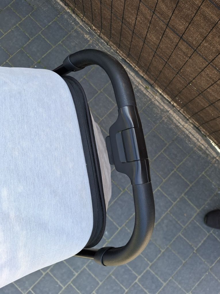 Wózek Easywalker Jackey – jasnoszary