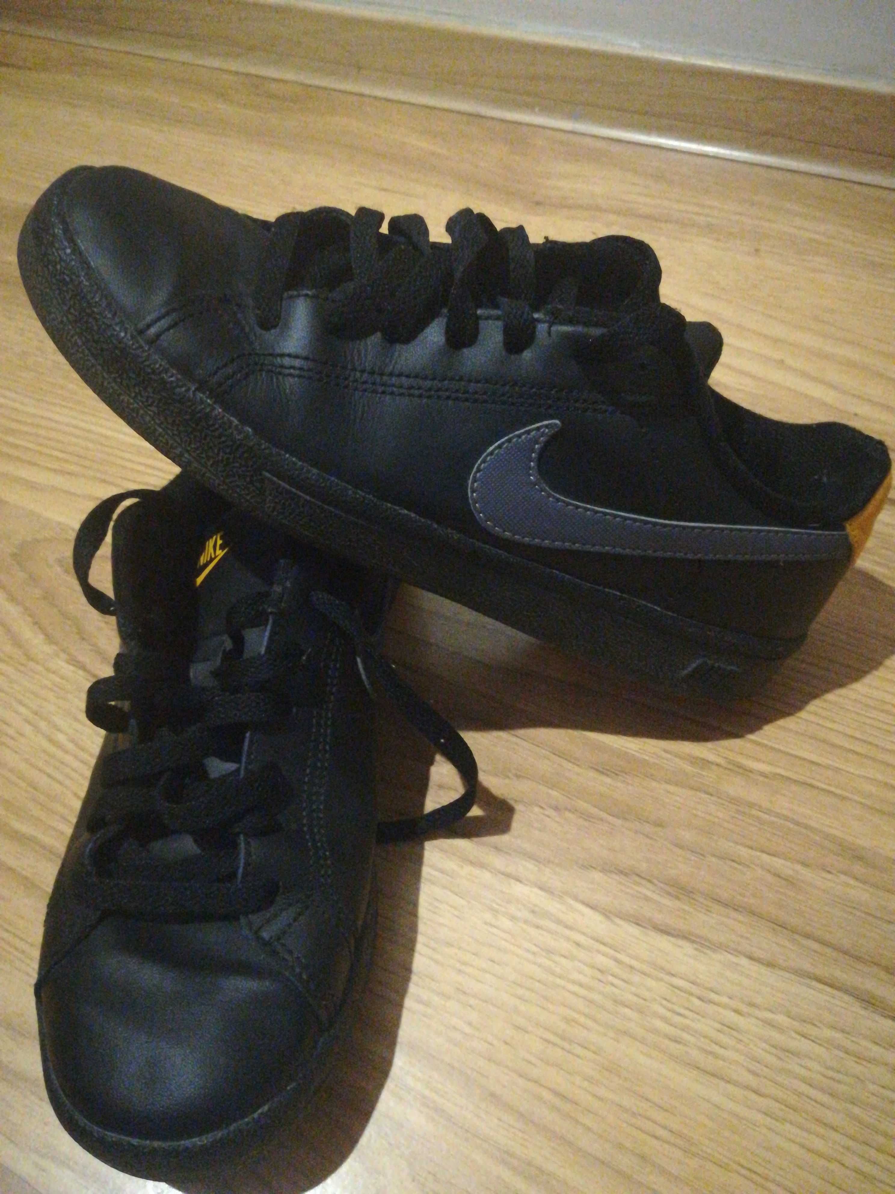 buty czarne  super
