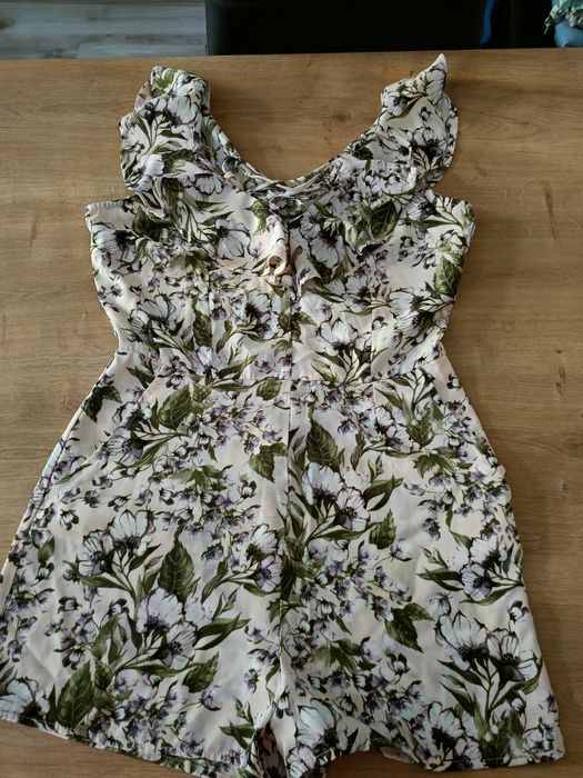 Kombinezon krótki na lato, kwiaty