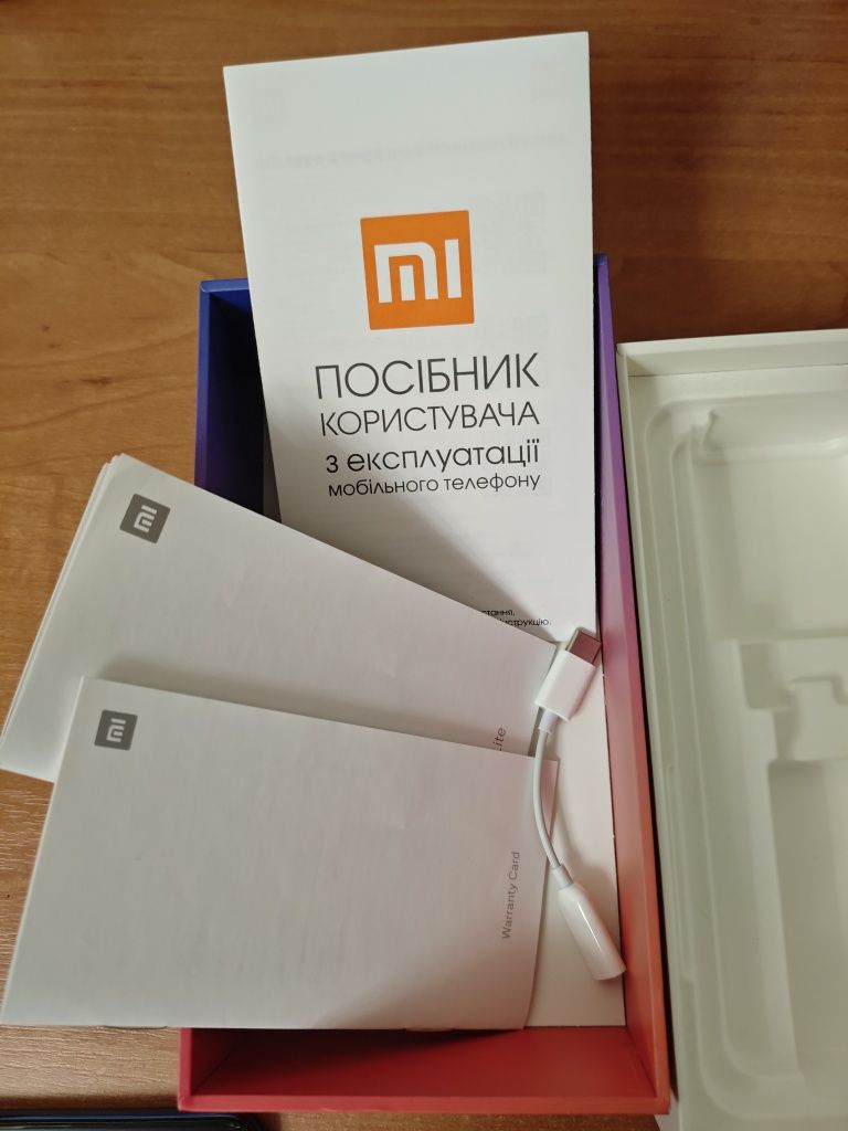 Смартфон Xiaomi Mi8 lite
