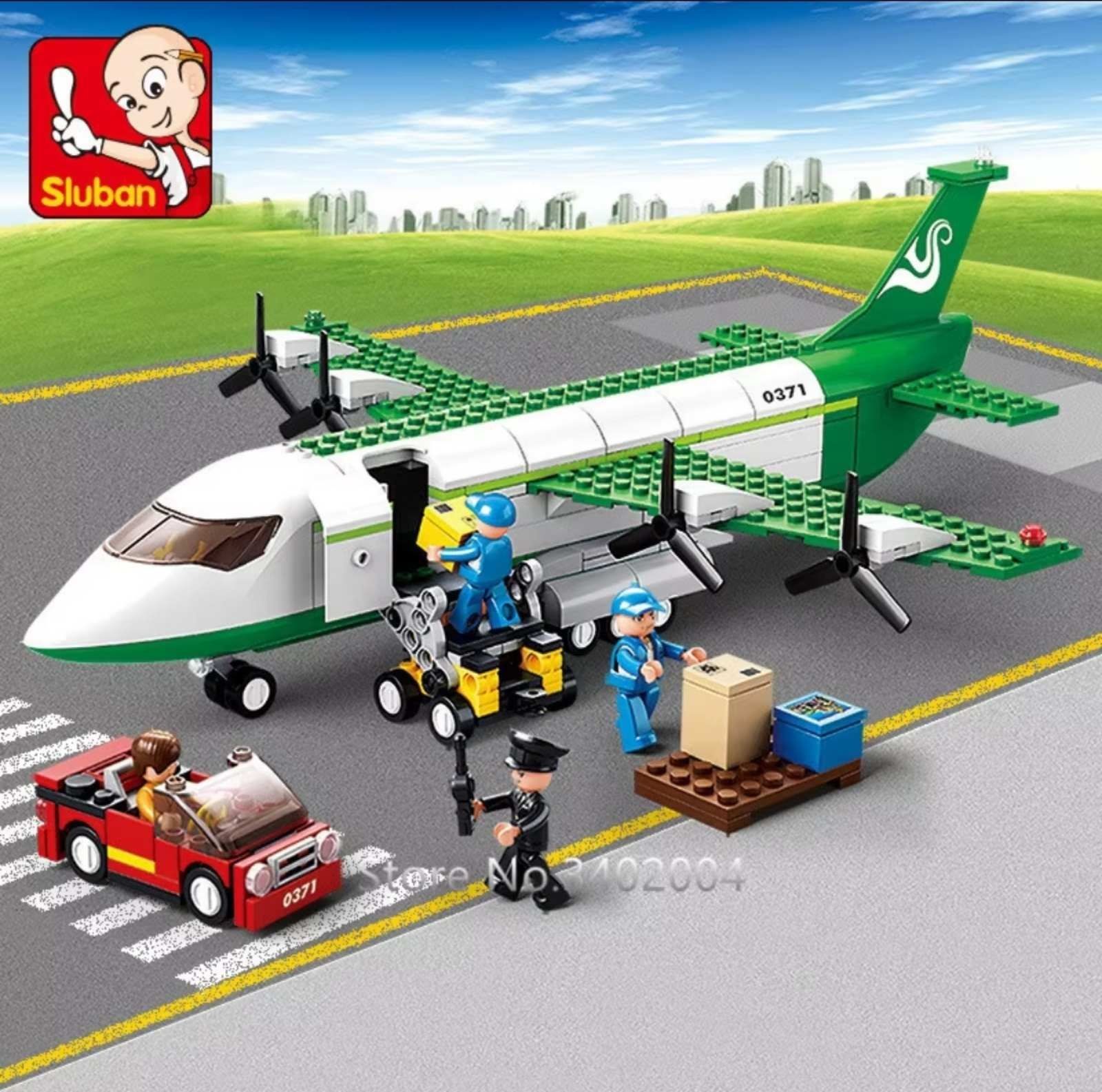 Детский конструктор  самолёт для перевозки почты  393 шт Лего Lego