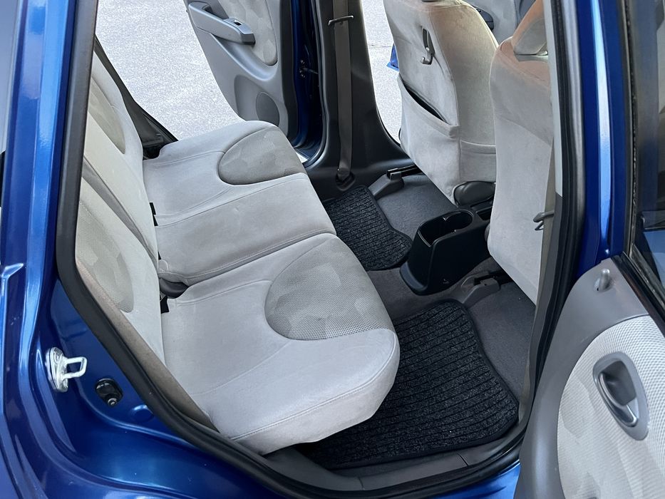 Honda Jass на АВТОМАТЕ 2006 год , газ /бенз