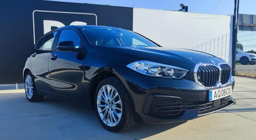 BMW 116  de 2022 com 75,000 kms