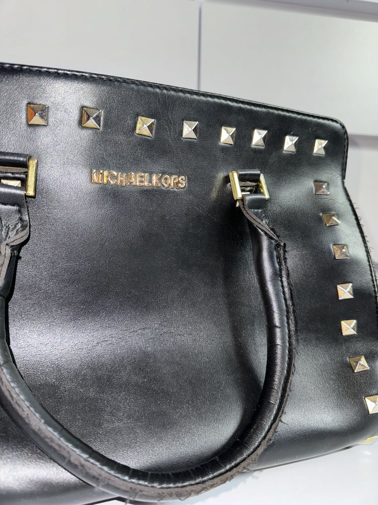 Czarna torebka Michel Kors