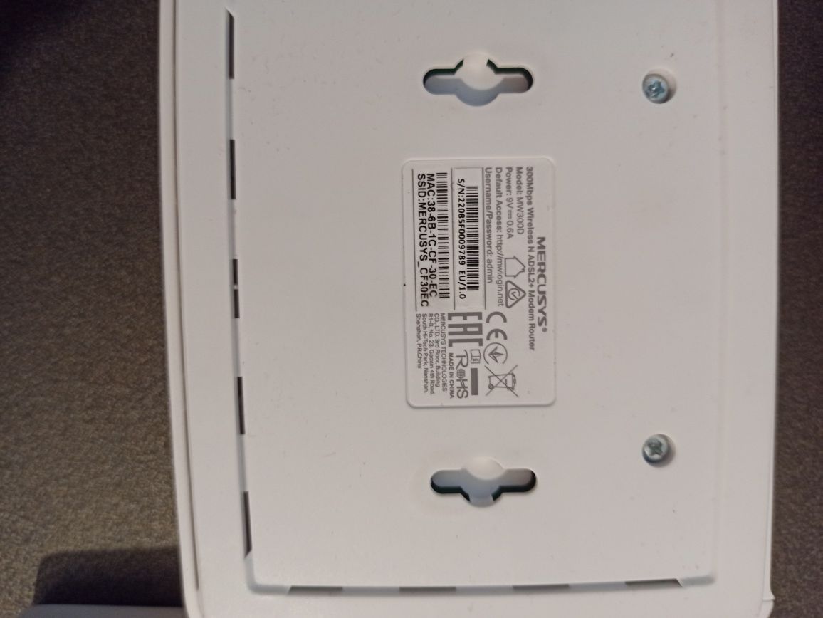 Router Mercusys MW300D