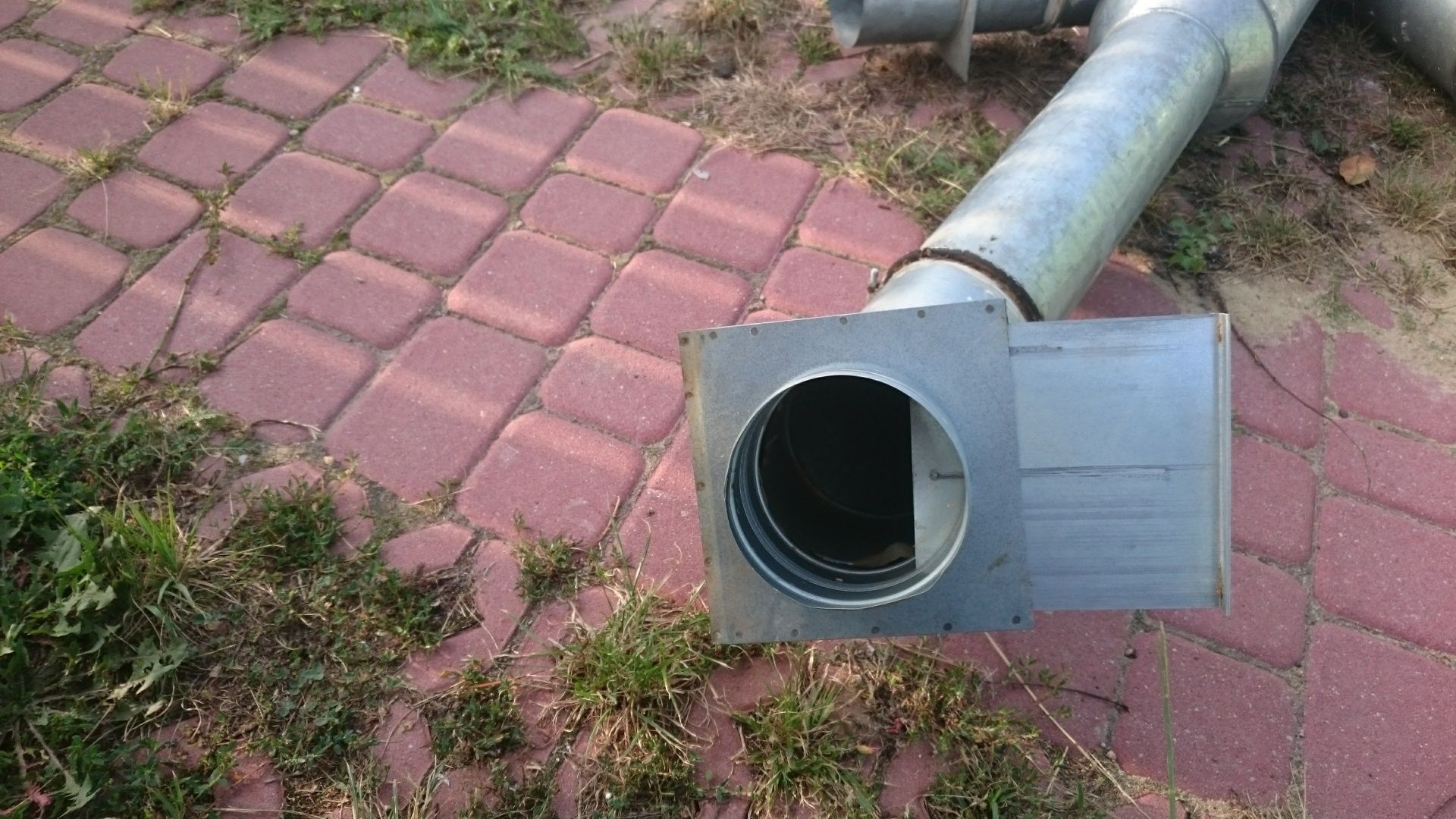 Frezarka do drewna, odciąg wiórów