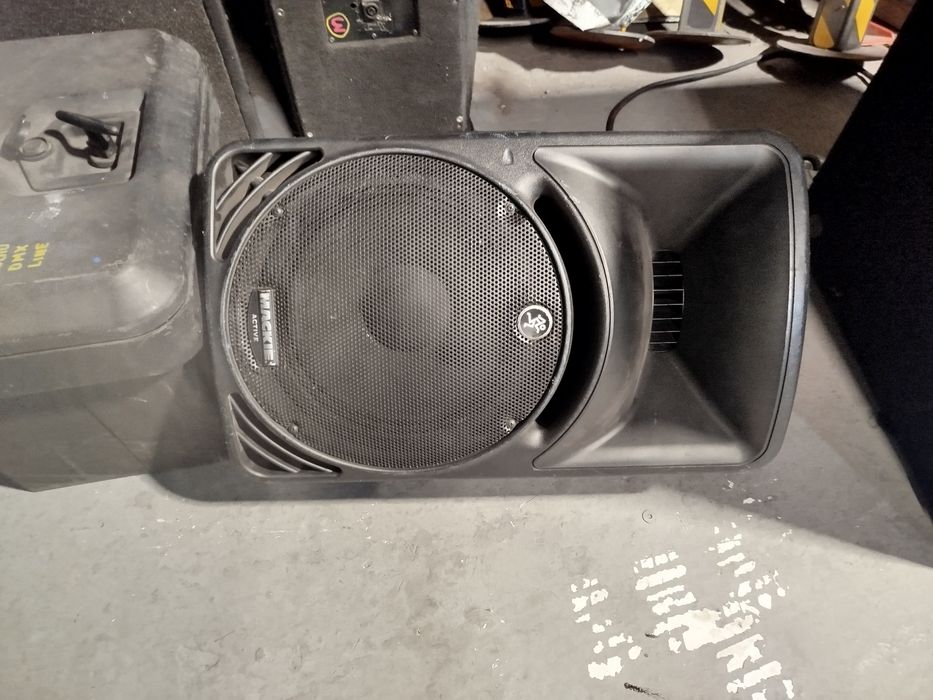 Coluna amplificada Mackie srm450