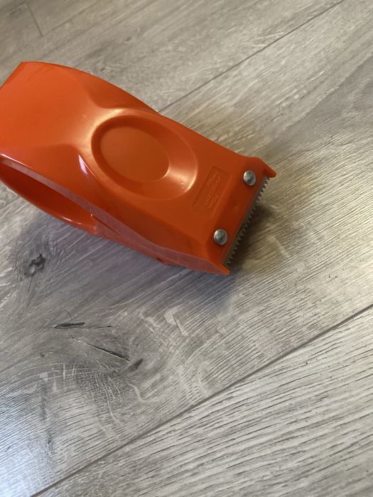 диспенсер для скотча