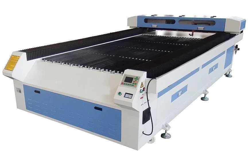 Máquina a Laser de Co2 130w Corte e Gravação 1300x2500mm