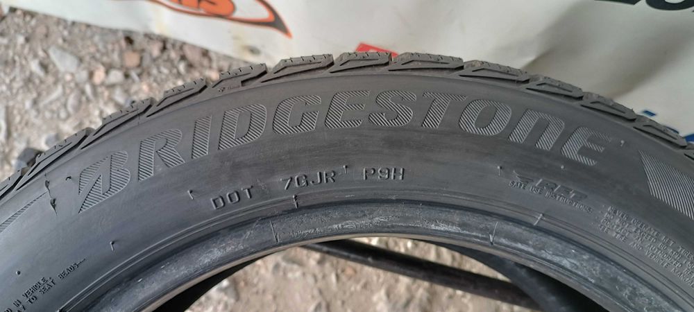 Зимові шини 225/50 R17 Bridgestone blizzak lm 32( RFT)