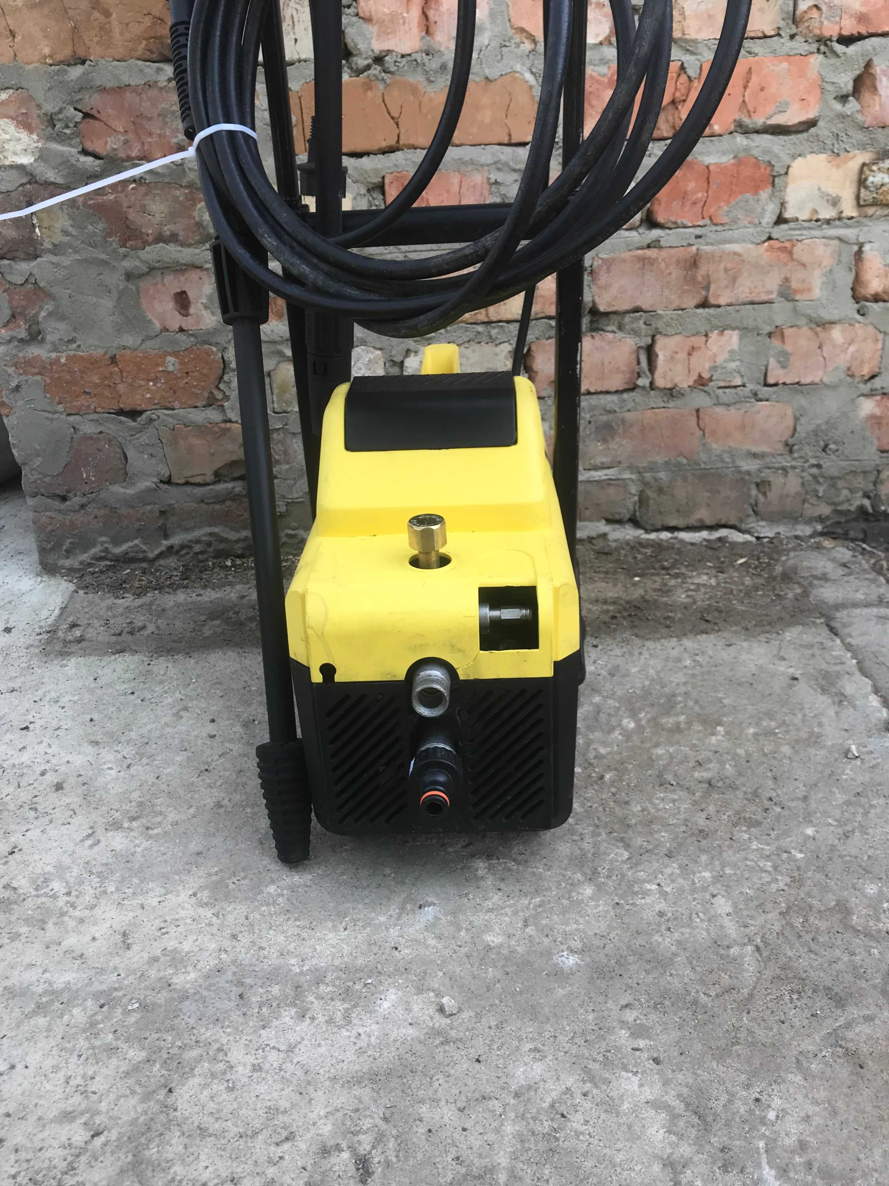 Мийка високого тиску Karcher 580