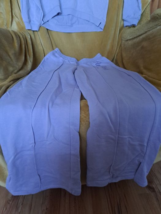 Komplet spodnie+bluza z H&M