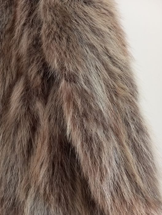 Розкішна жіноча шуба М/L